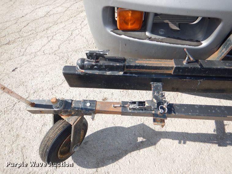 image for item DI2645 1999 GMC T6500 paint striper truck