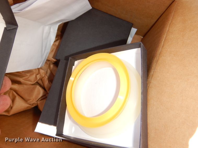 image for item DI2645 1999 GMC T6500 paint striper truck