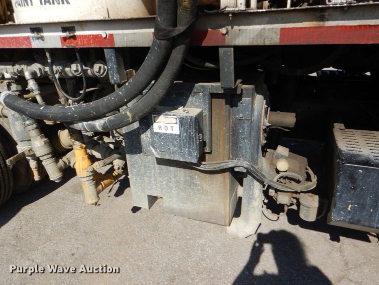 image for item DI2645 1999 GMC T6500 paint striper truck