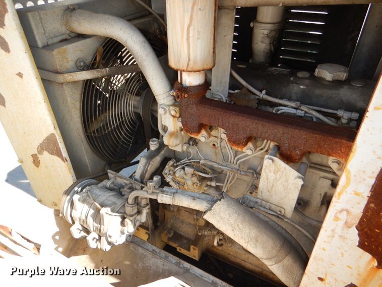 image for item DI2645 1999 GMC T6500 paint striper truck