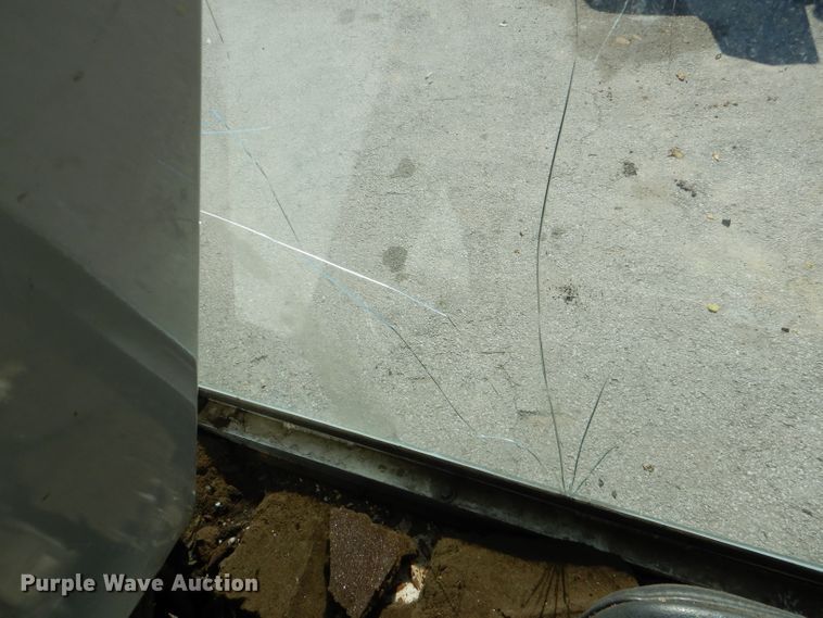 image for item DI2645 1999 GMC T6500 paint striper truck