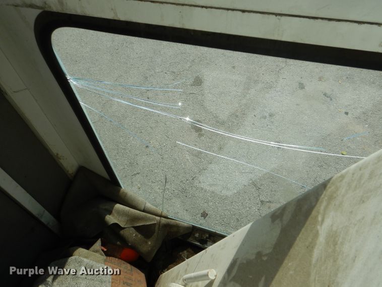 image for item DI2645 1999 GMC T6500 paint striper truck