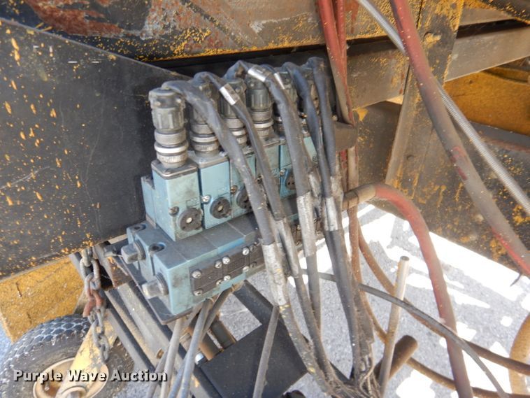 image for item DI2645 1999 GMC T6500 paint striper truck