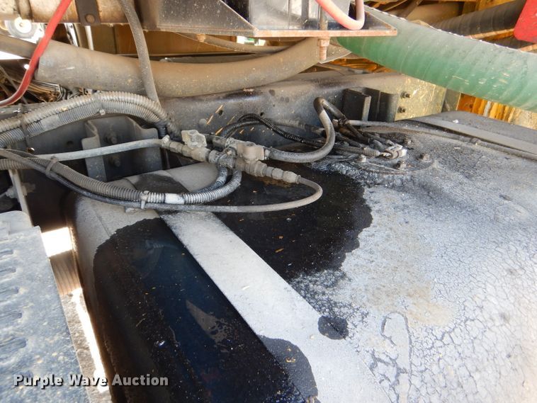 image for item DI2645 1999 GMC T6500 paint striper truck