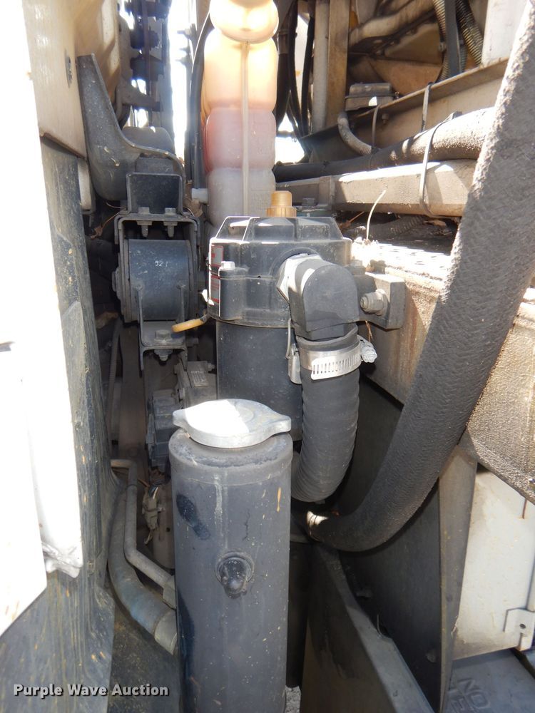 image for item DI2645 1999 GMC T6500 paint striper truck