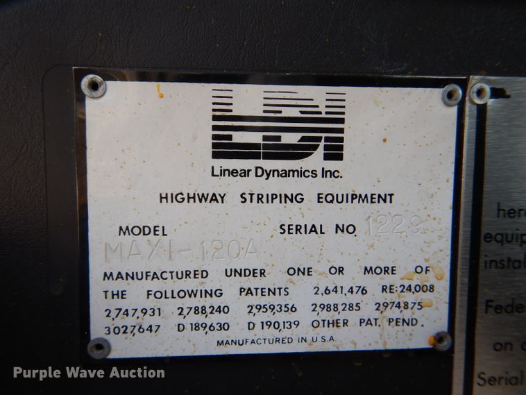 image for item DI2645 1999 GMC T6500 paint striper truck