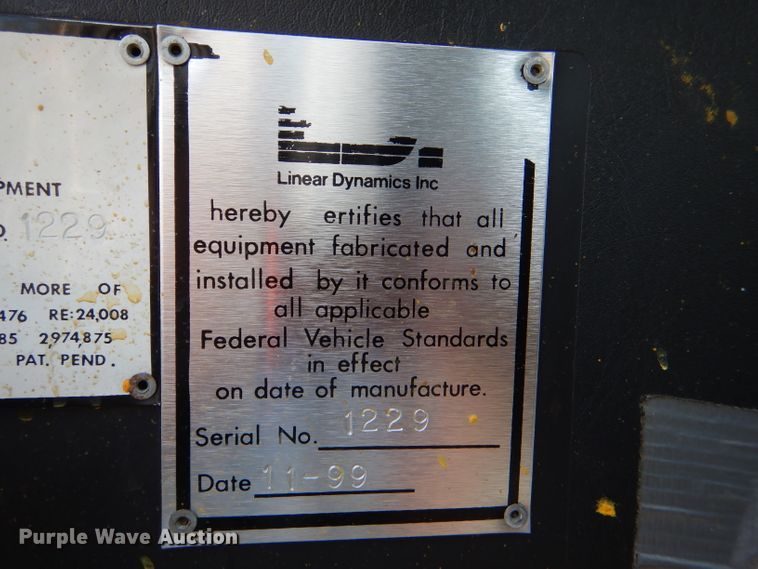 image for item DI2645 1999 GMC T6500 paint striper truck