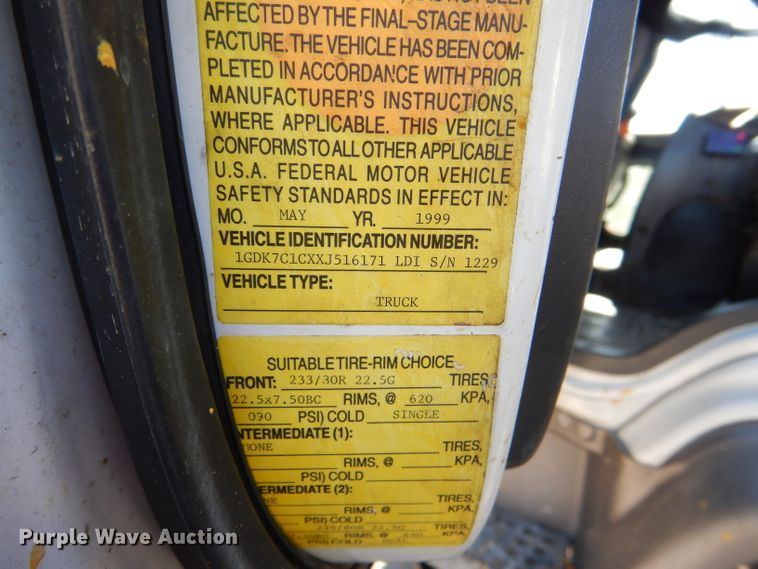 image for item DI2645 1999 GMC T6500 paint striper truck