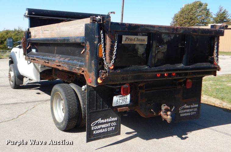 image for item DI2653 2007 Ford F550 Super Duty dump truck