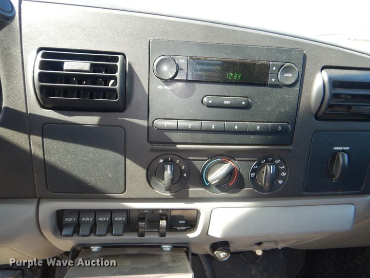 image for item DI2653 2007 Ford F550 Super Duty dump truck