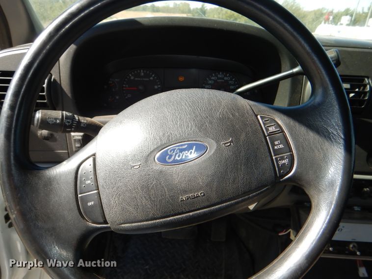 image for item DI2653 2007 Ford F550 Super Duty dump truck