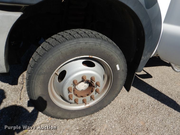 image for item DI2653 2007 Ford F550 Super Duty dump truck