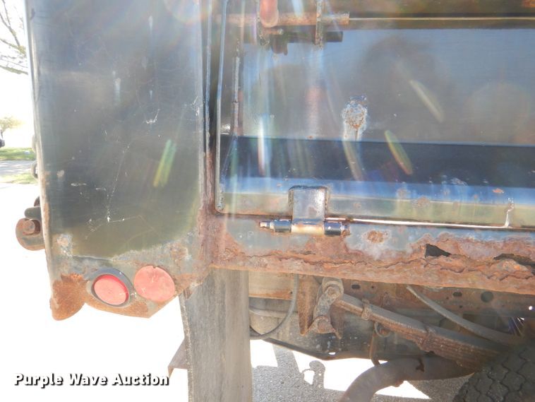 image for item DI2653 2007 Ford F550 Super Duty dump truck