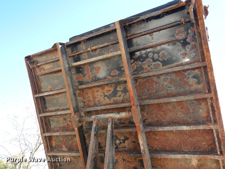 image for item DI2653 2007 Ford F550 Super Duty dump truck