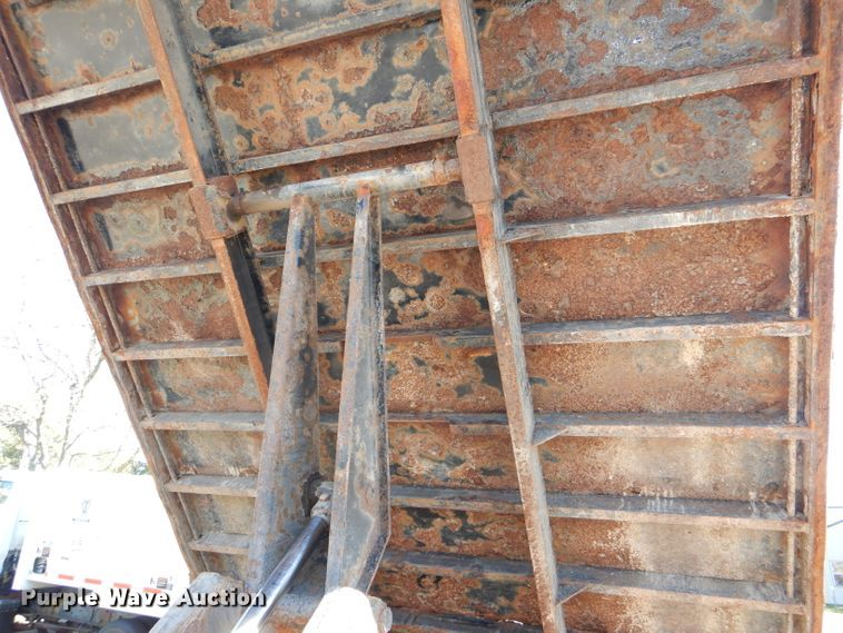 image for item DI2653 2007 Ford F550 Super Duty dump truck