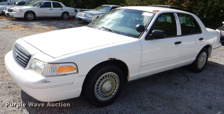 image for item DI2657 2000 Ford Crown Victoria Police Interceptor