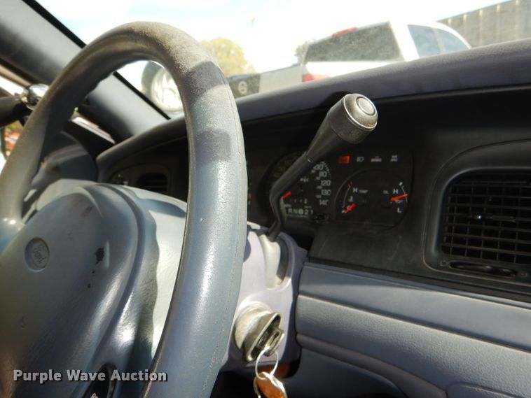 image for item DI2657 2000 Ford Crown Victoria Police Interceptor