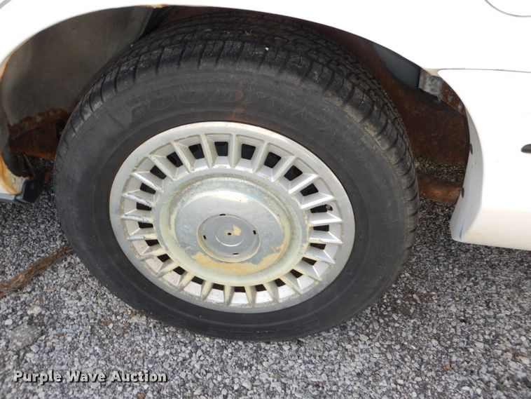 image for item DI2657 2000 Ford Crown Victoria Police Interceptor