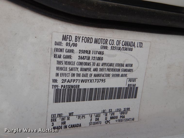 image for item DI2657 2000 Ford Crown Victoria Police Interceptor