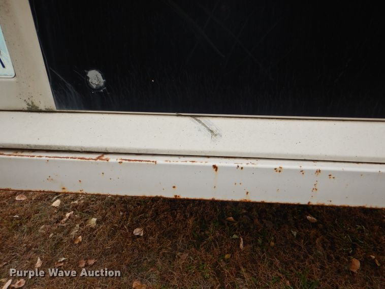 image for item DI2672 1990 Ford Econoline E350 Aerotech shuttle bus