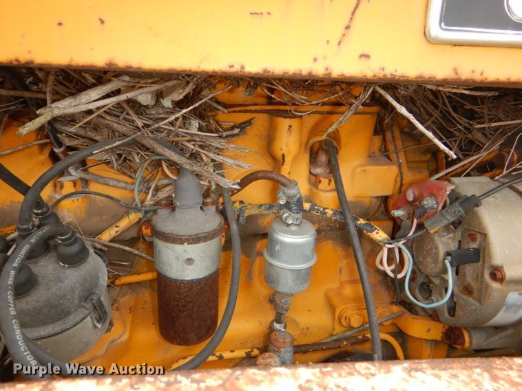 image for item DI2676 1974 John Deere 401B tractor