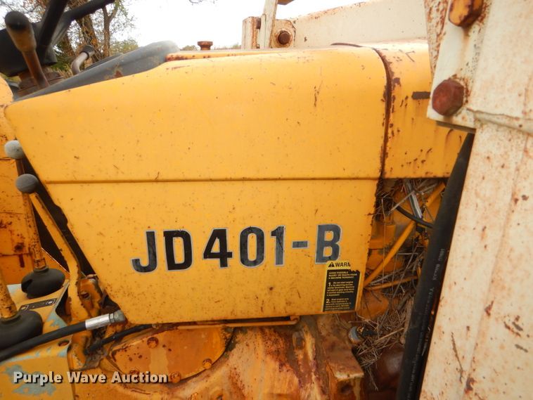 image for item DI2676 1974 John Deere 401B tractor