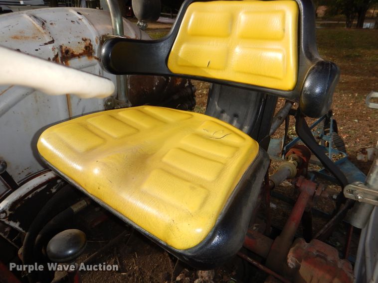 image for item DI2677 1969 David Brown 4600 Select-o-Matic tractor