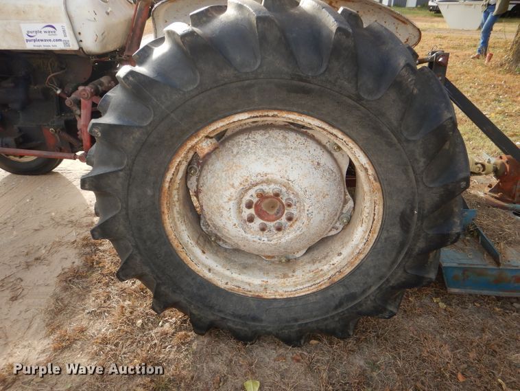 image for item DI2677 1969 David Brown 4600 Select-o-Matic tractor