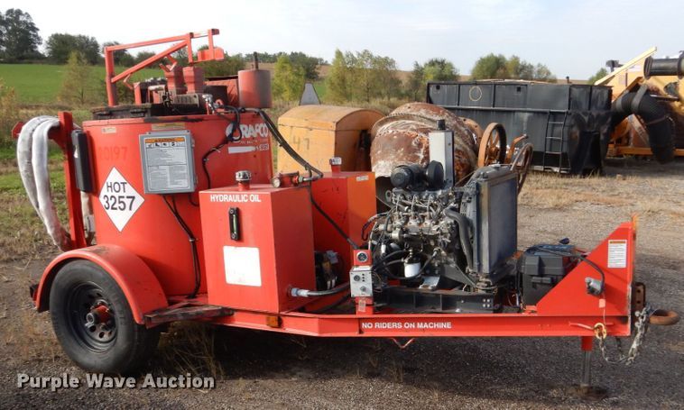 image for item EC9001 2004 Crafco SS125 crack sealer