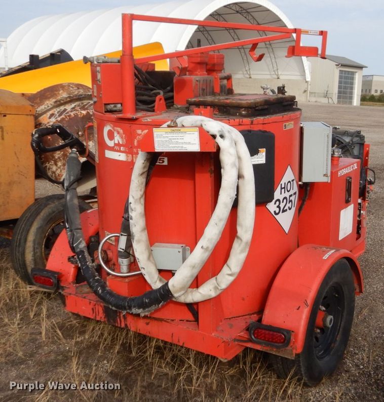 image for item EC9001 2004 Crafco SS125 crack sealer