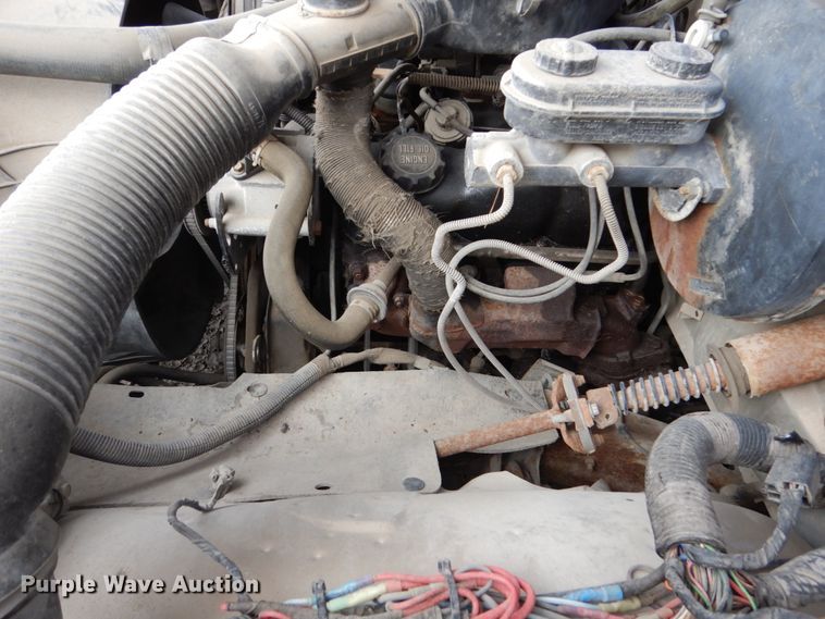 image for item EC9002 1991 Dodge D150 pickup truck