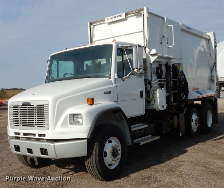 image for item EC9003 2004 Freightliner FL80 refuse truck