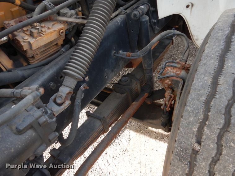 image for item EC9003 2004 Freightliner FL80 refuse truck