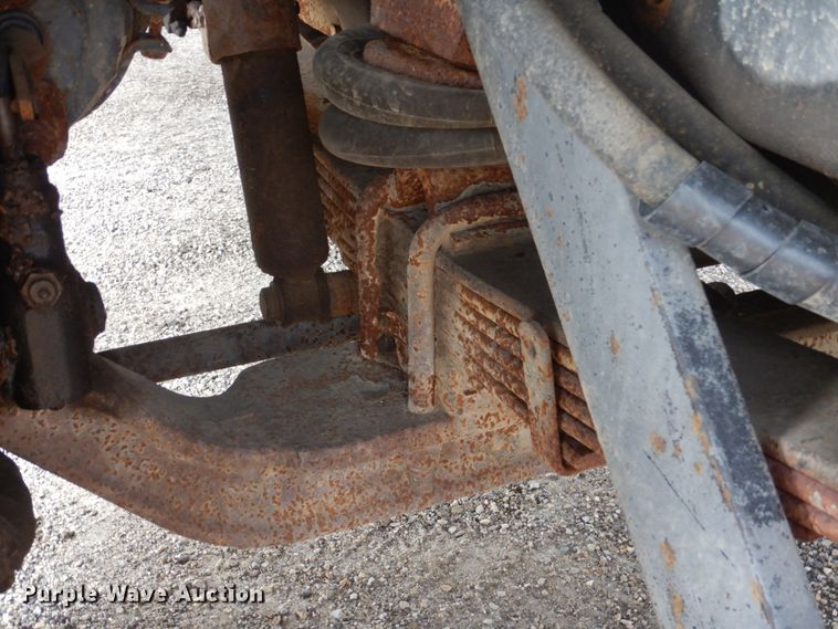 image for item EC9004 1992 International 4900 dump truck