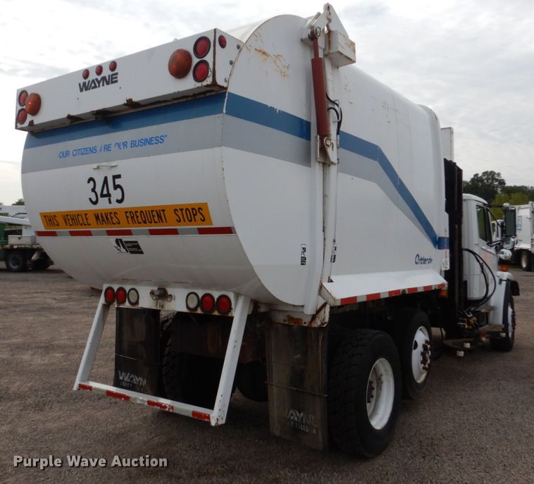 image for item EC9005 2001 Freightliner FL80 refuse truck