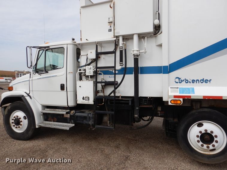 image for item EC9005 2001 Freightliner FL80 refuse truck