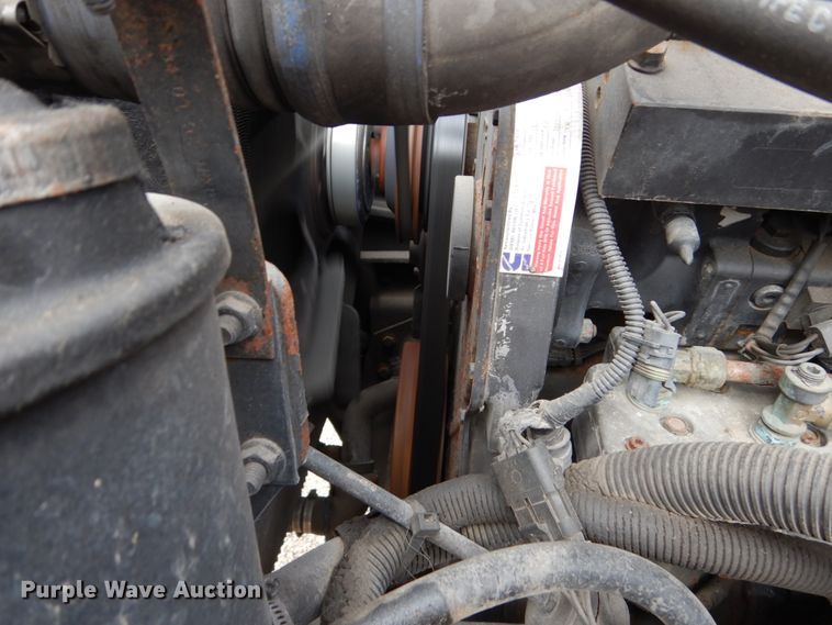 image for item EC9005 2001 Freightliner FL80 refuse truck