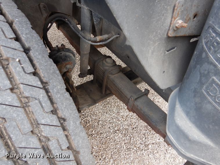 image for item EC9005 2001 Freightliner FL80 refuse truck