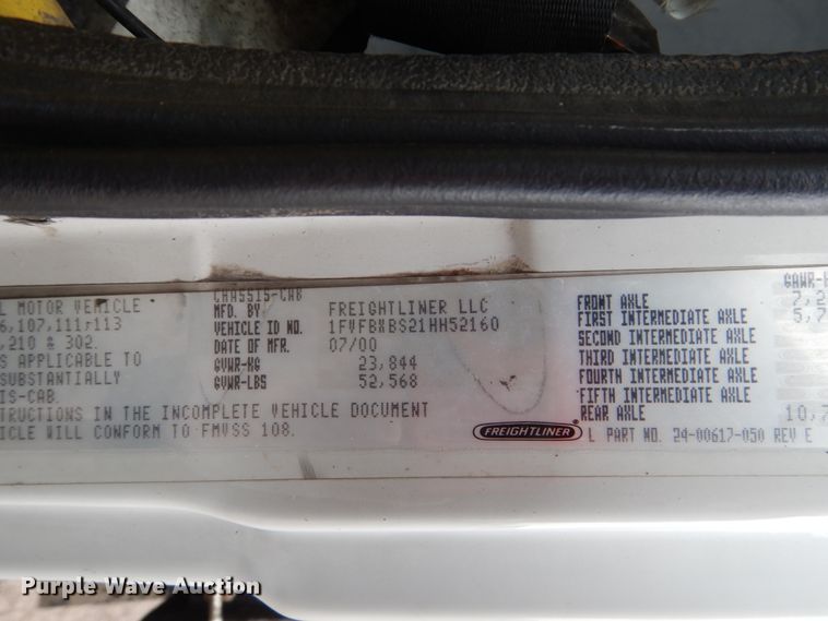 image for item EC9005 2001 Freightliner FL80 refuse truck