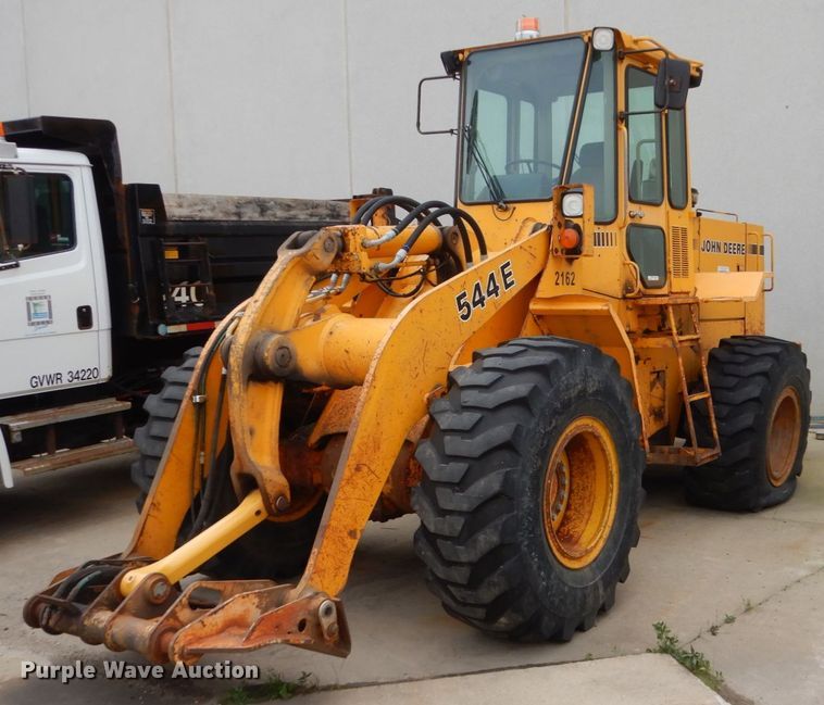 image for item EC9006 1988 John Deere 544E wheel loader