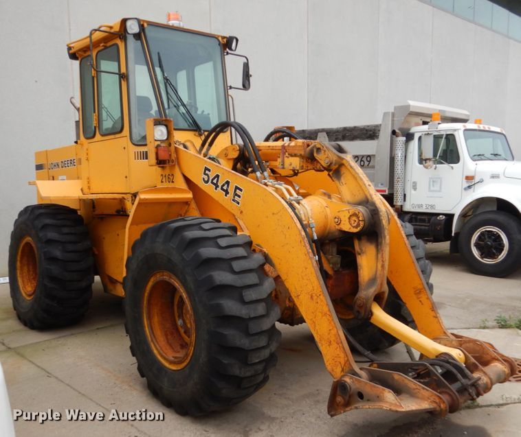 image for item EC9006 1988 John Deere 544E wheel loader