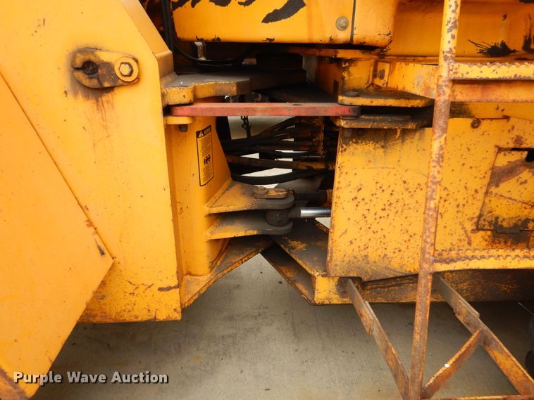 image for item EC9006 1988 John Deere 544E wheel loader