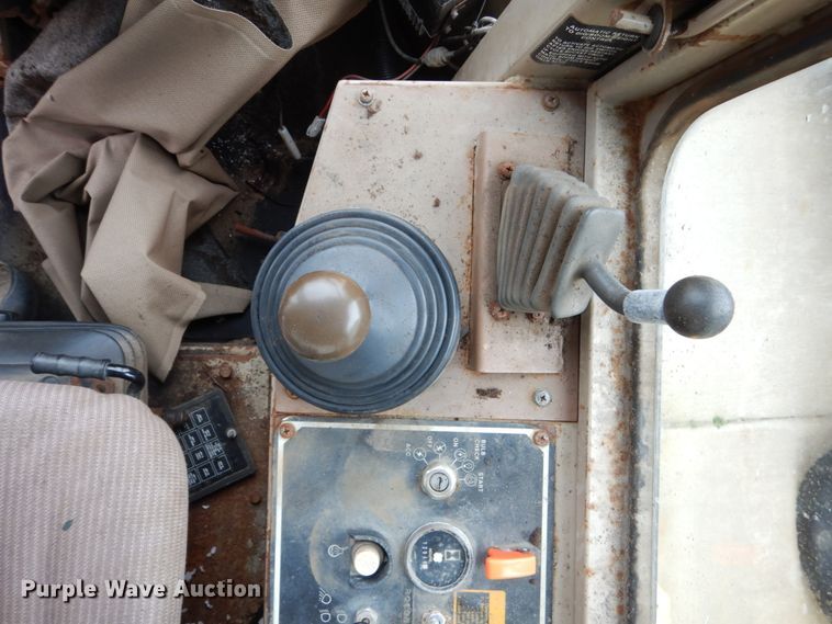 image for item EC9006 1988 John Deere 544E wheel loader