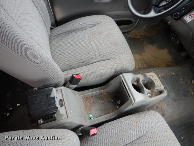 image for item EC9007 2000 Ford Explorer SUV