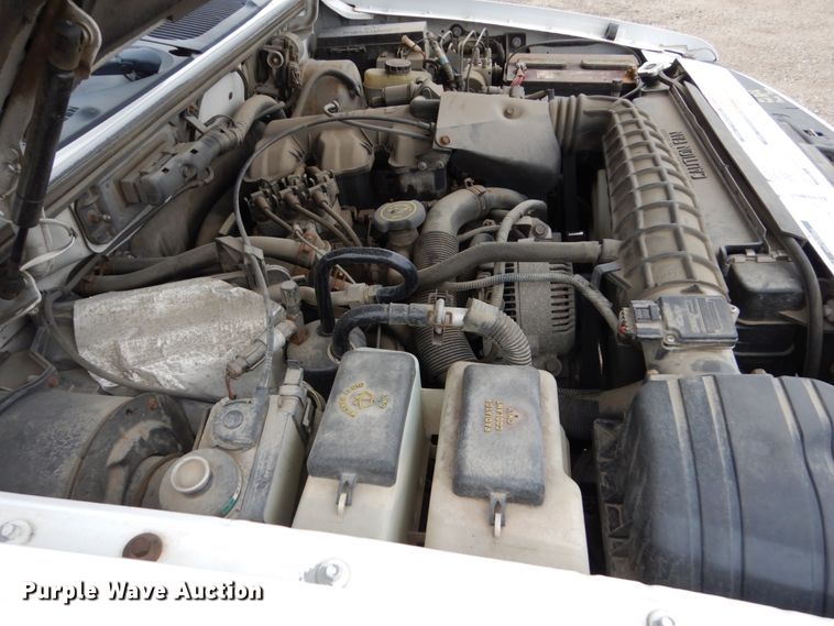 image for item EC9007 2000 Ford Explorer SUV