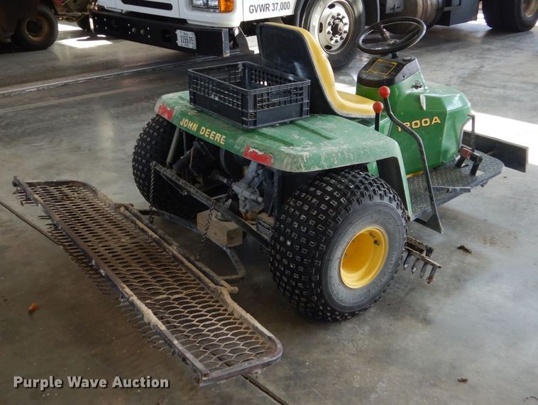 image for item EC9014 John Deere 1200A bunker rake