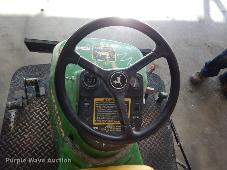 image for item EC9014 John Deere 1200A bunker rake