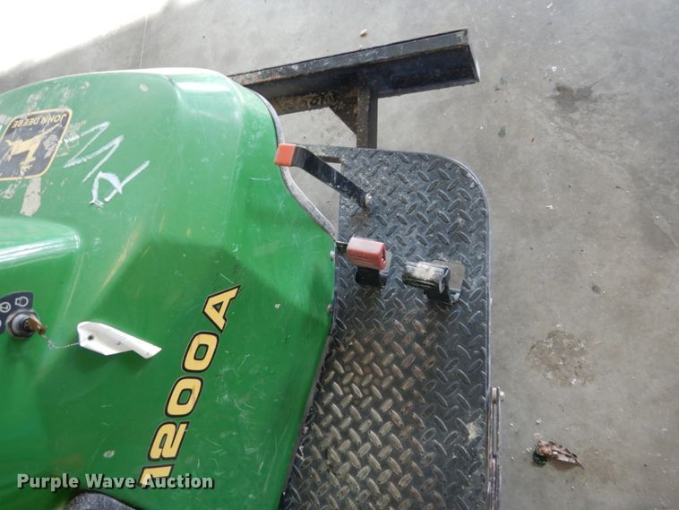 image for item EC9014 John Deere 1200A bunker rake