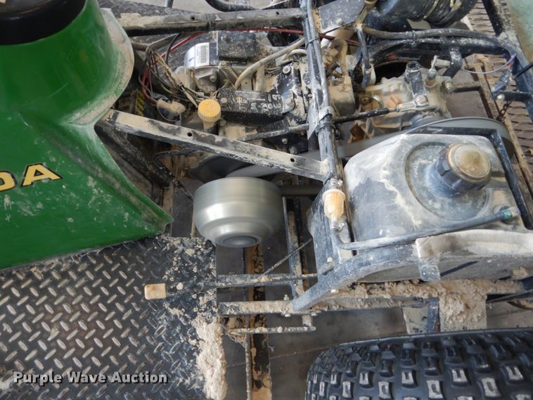 image for item EC9014 John Deere 1200A bunker rake