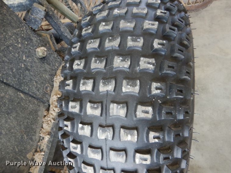 image for item EC9014 John Deere 1200A bunker rake